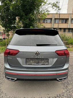 Krásný a super vybavený VW Tiguan Allspace-výbava R-line - 4