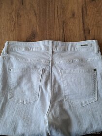 Bílé džíny - 4