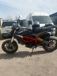 Ducati hypermotard 821 - 4