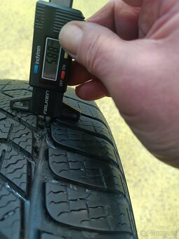 Pirelli SottoZero 3 205/50R17 93V - 4