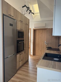 Novy podkrovní byt v perfekním stavu zařízený Poděbrady - 4