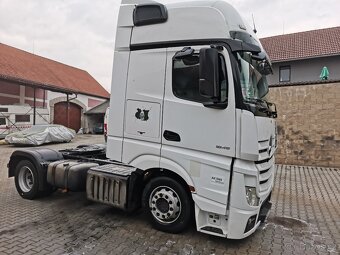 Actros - 4