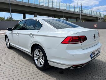 VW Passat 2.0 TSi 140kw 1. majitel ČR - jako nový - 4