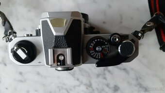 Nikon FM2 s 5 telekonvertory Nikon a prodlužovacím kroužkem - 4