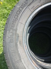 Prodám letní pneu 215/65 R16 Dunlop - 4