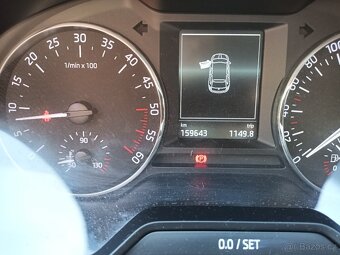 Prodám škoda Octavia3 combi - 4