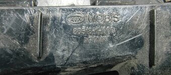 Drzak narazniku na Kia, Toyota a Mercedes - 4