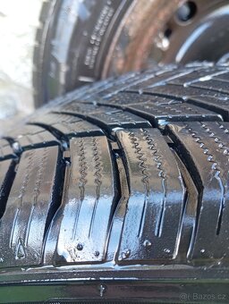Sada zimní pneu 195/55 R15 + PLECHOVÉ DISKY 6Jx15 H2 - 4