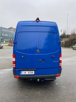 Mercedes Benz Sprinter 319 V6 - 4