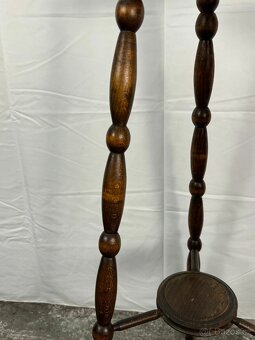 Květinový stolek - 4