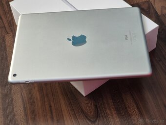 Apple iPad 6. generace 32gb - 4
