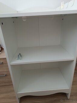 Přebalovací pult/knihovna IKEA - 4