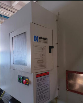 Obráběcí centra - pětiosá UX 600 - 4