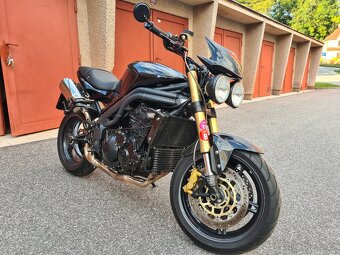 Triumph Speed Triple 1050 - 4