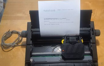 Elektrický psací stroj - funkční - 4