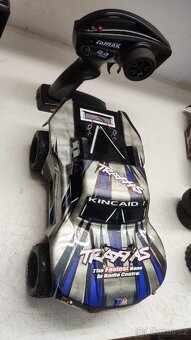 2 x RC auto Traxxas Teton 1/18 - 4