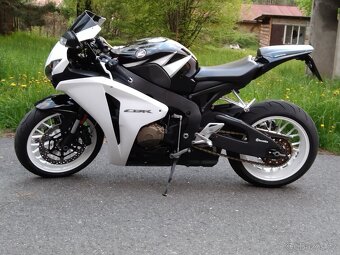 Prodám Honda CBR 1000rr Fireblade - 4