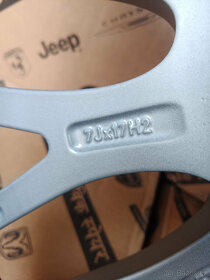 Nové alu disky orig. Jeep Cherokee 5x110 r17 - 4