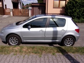 Peugeot 307 1,4i 16V 65kW,provoz 7.2004, benzin - 4