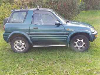 Toyota RAV4 2,0 - 4
