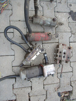 Příslušenství k hydraulice - 4