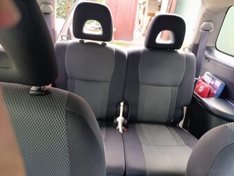 Toyota RAV 4 - 4