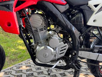 Rieju mrt 125 2017, A1 - 4