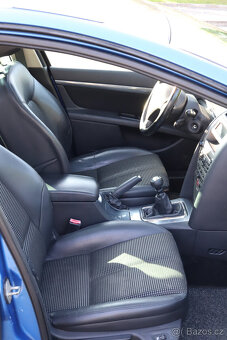 Peugeot 407 SW 2.2i - 4
