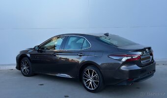 Toyota Camry hybrid 2023 záruka - 4