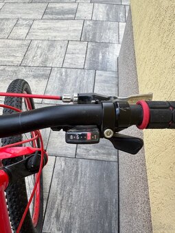 Horské kolo - Specialized - Hardrock - 4