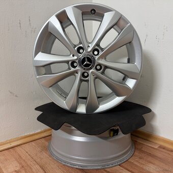 MERCEDES/VW/ŠKODA 5x112 R17 ET48,5 7J 66,6mm+TPMS - 4