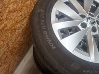 Prodám zánovní letní sadu kol 205/60 R16 KAMIQ, SCALA - 4