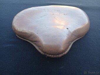 Sedlo  Čz150c,  pérak - 4