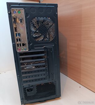 I5-7400, RX 580 4GB, 8GB Ram, 240GB SSD - 4