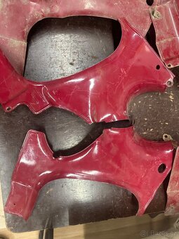 Predám podsedlové plechy JAWA 250/559 592 panelka, pár - 4