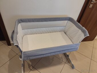 LIONELO Theo 2v1 multifunkční polohovatelná dětská postýlka - 4