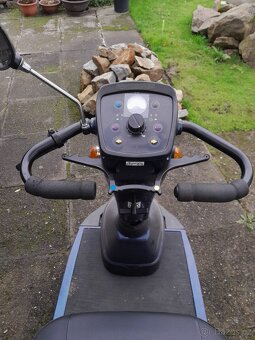 Invalidní elektrická tříkolka - 4