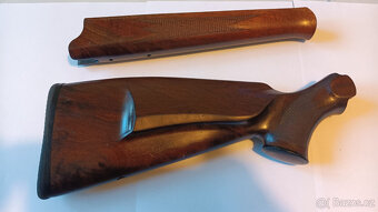 Pažba Blaser R93 levá. - 4