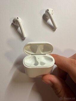 Apple Airpods 2. generace - 4