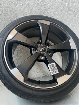 NOVÉ Original Audi Q2 SQ2 81a r19 235/40/19 100% - 4