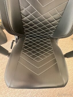 Herní / kancelářská židle Noblechairs - 4