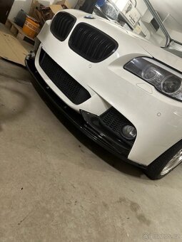 Lipo spoiler pod nárazník na BMW F10 F11 2010-2017 - 4