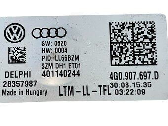 Levý bixenon xenon světlo 8T0941005C Audi A5 8T FL 2016 - 4
