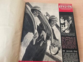 Celý ročník svázaný časopis Stadion 1964 - 4