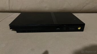 Prodám herní konzoli ps2 slim verzi - 4
