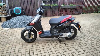 Aprilia SR 125 - 4