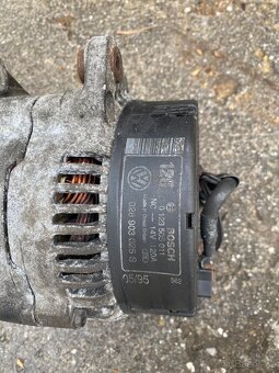 Díly z motoru 1.9TDi 66kW 1Z - 4