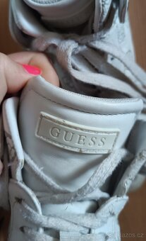 GUESS originál tenisky kotníkové dámské velikost 38 - 4