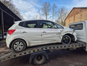 HYUNDAI ix20 1.4 66kw lpg (NÁHRADNÍ DÍLY) - 4