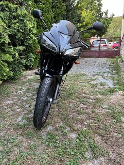 Honda CBR 125R - 4
